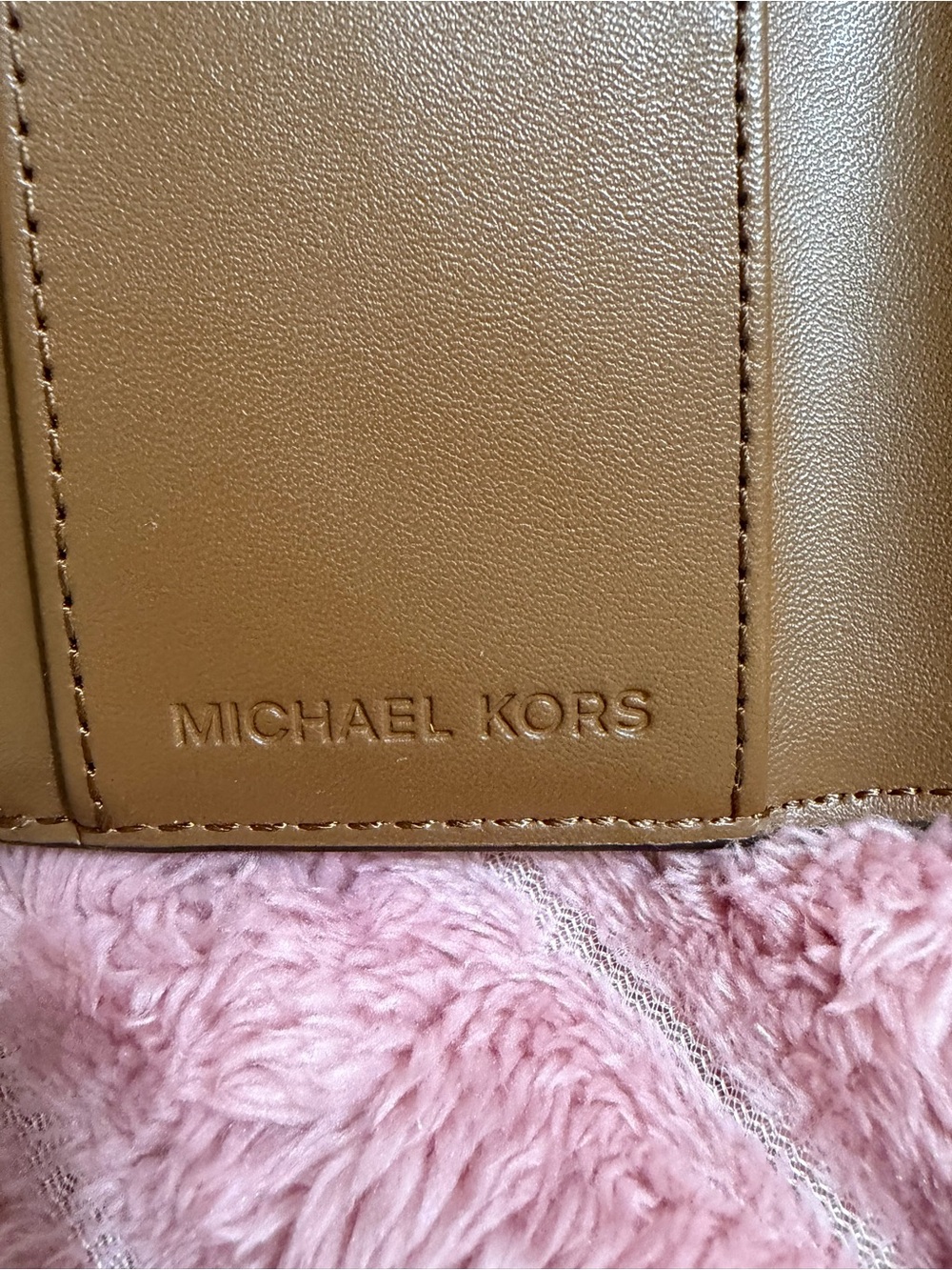 Michael Kors Cream Logo Compact Trifold Wallet with Gold Hardware - Picture 4 of 6